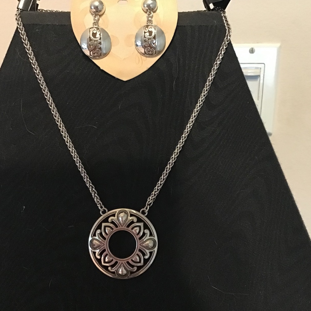 NEW Brighton silver tone necklace and earring set
